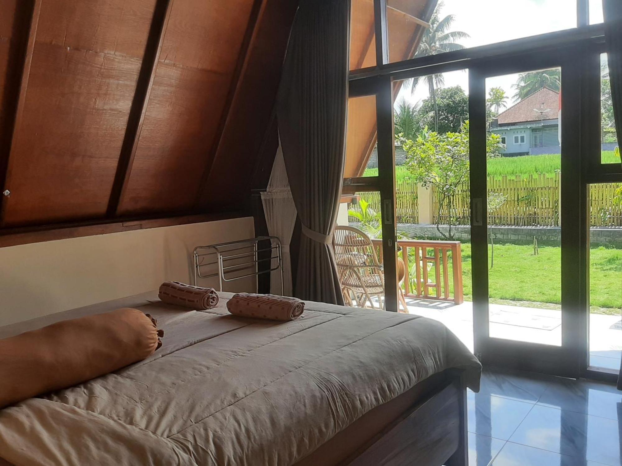 D' Carasti Bungalow Masbagik Extérieur photo