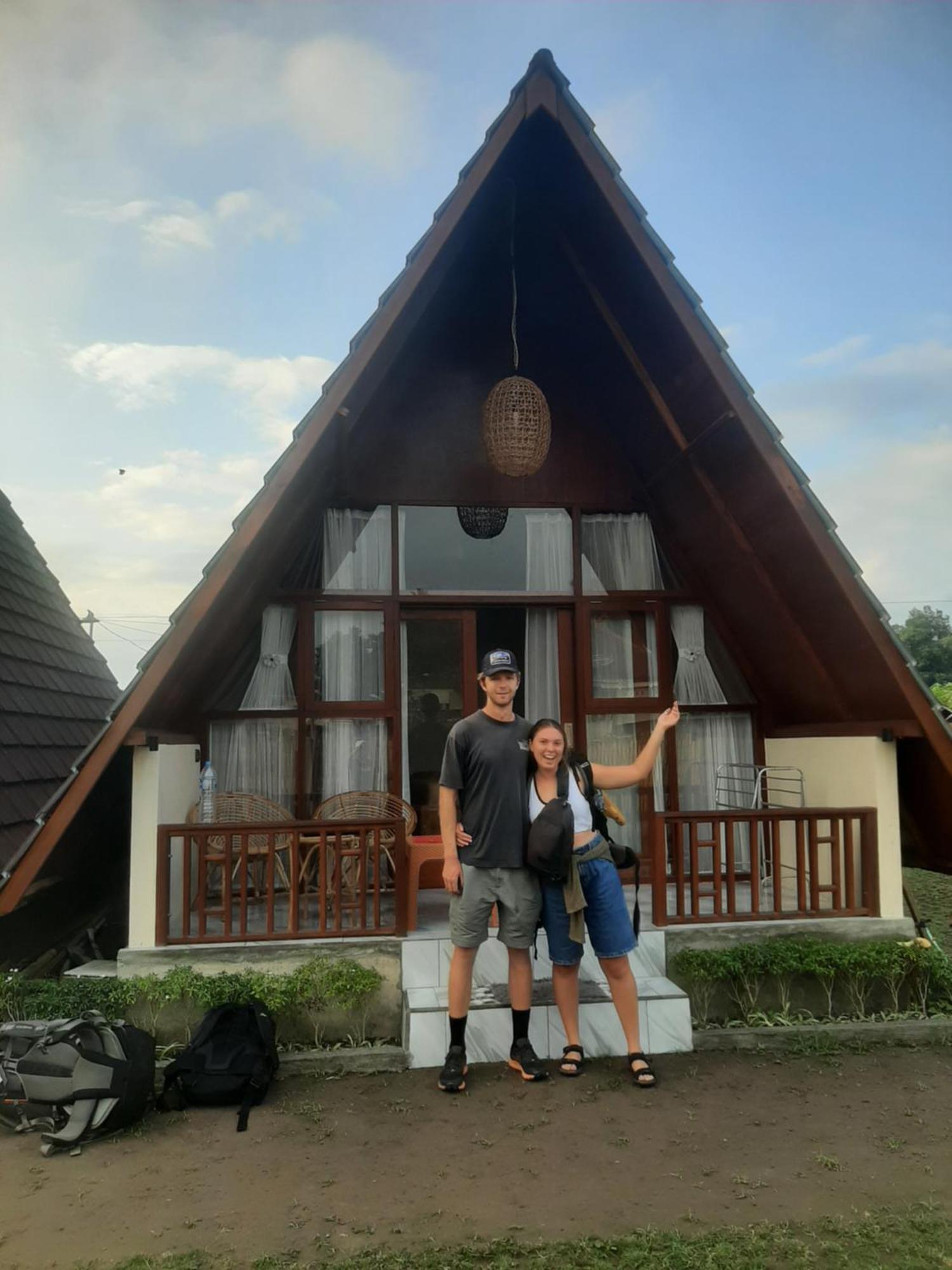 D' Carasti Bungalow Masbagik Extérieur photo